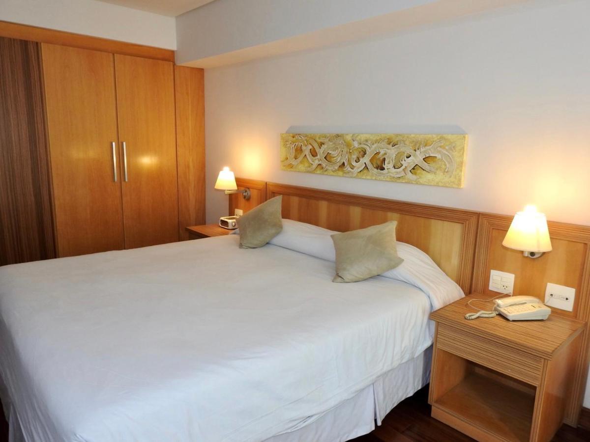 Constantino Hotel e Eventos Juiz de Fora Exterior foto A bedroom at the hotel